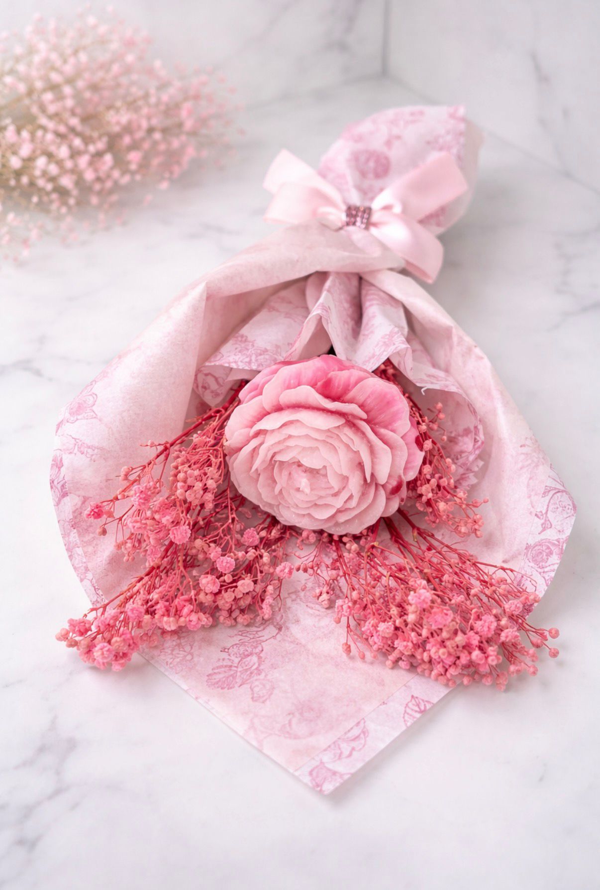 Einzelne Kerzenblumen